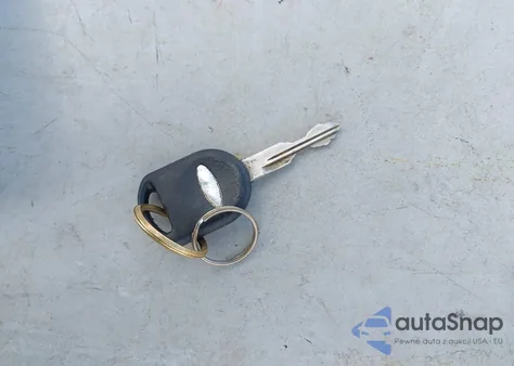 2001 Ford Explorer Sport Trac z USA, uszkodzony, nr VIN 1FMZU77E11UB67611